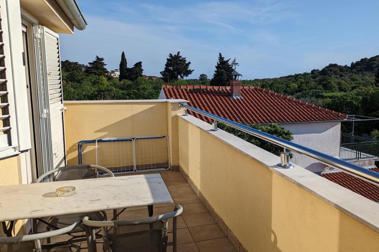 Apartments With A Parking Space Murter - 5100 Bagian luar foto
